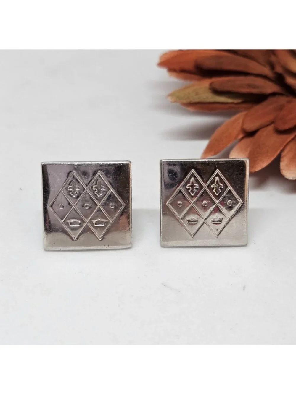 Vintage Swank Silver Tone Fleur De Lis Crown Square Cufflinks Men's Jewelry
